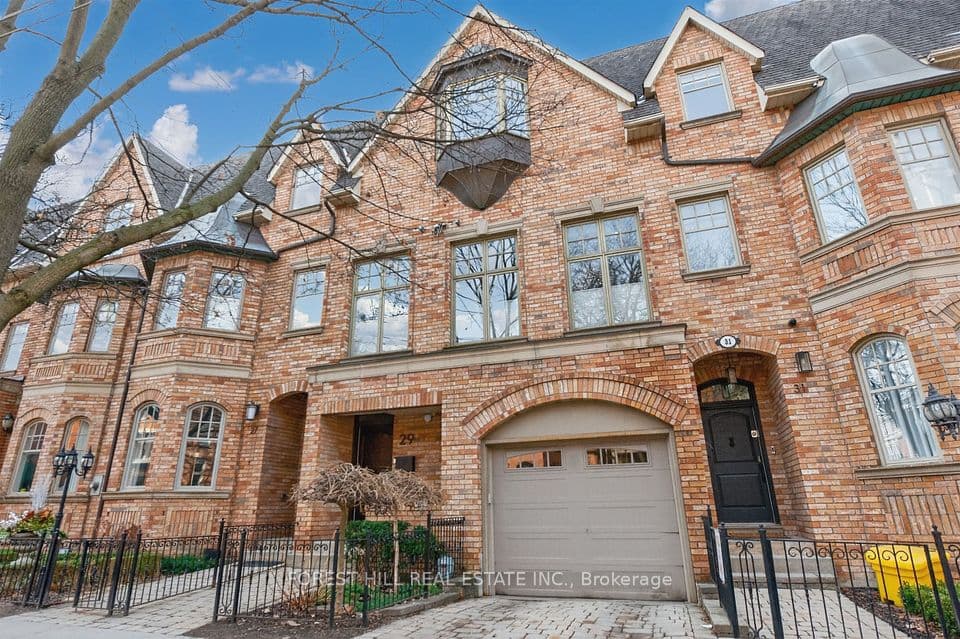 29 Webster Avenue, Toronto, ON M5R 1N6 – photo 2
