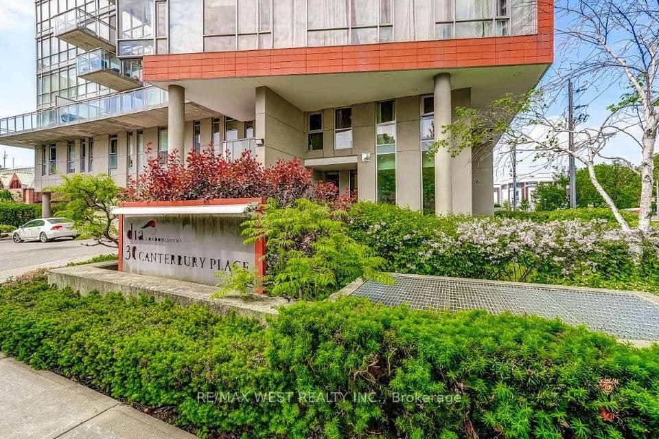 30 Canterbury Place 501, Toronto, ON M2N 0B9 – photo 2