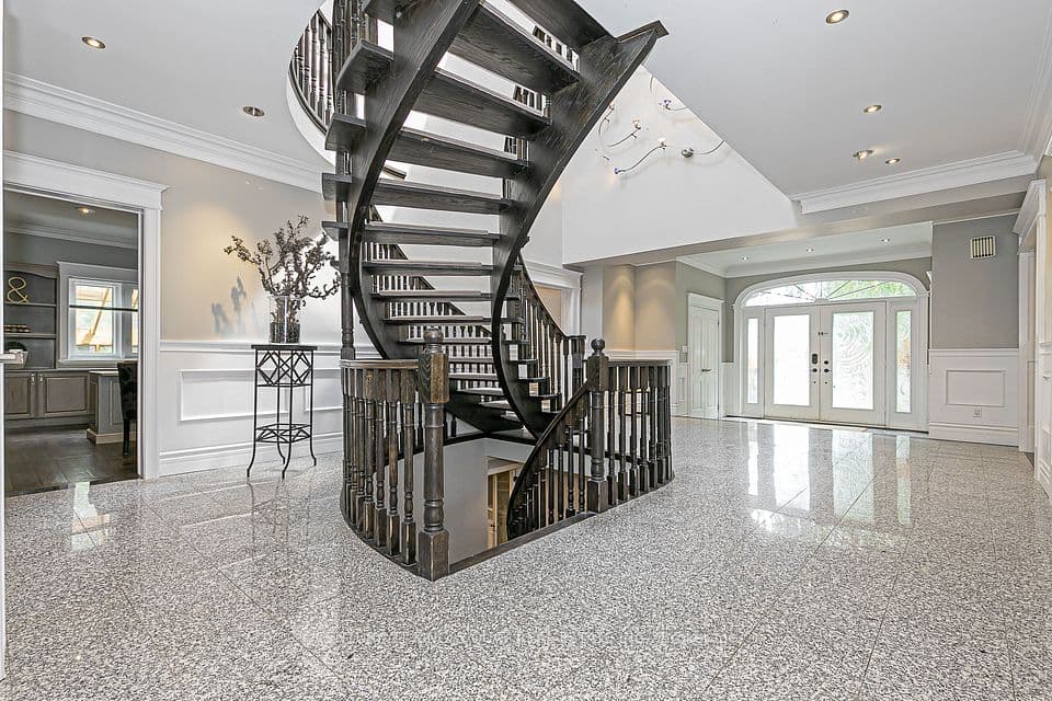 338 Mckee Avenue, Toronto, ON M2N 4E5 – photo 2