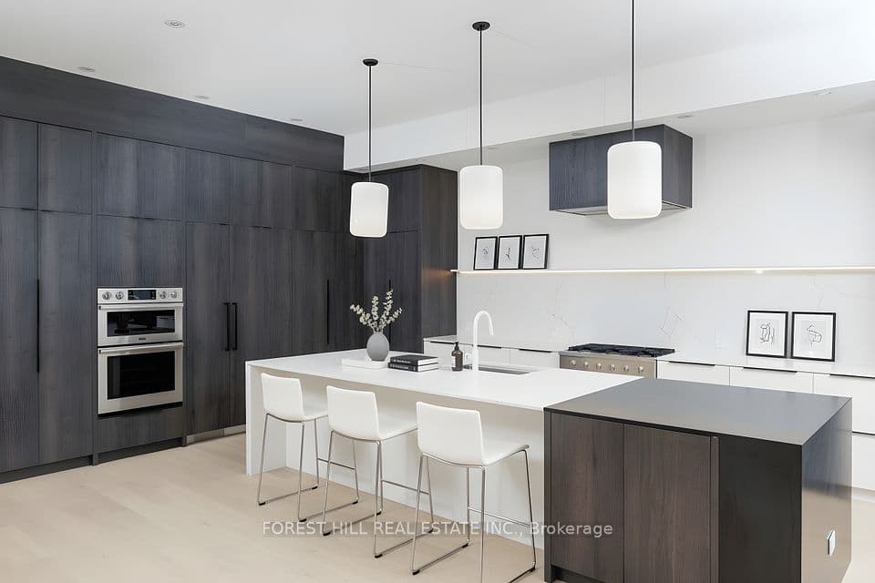 170 Ranee Avenue, Toronto, ON M6A 1N5 – photo 2