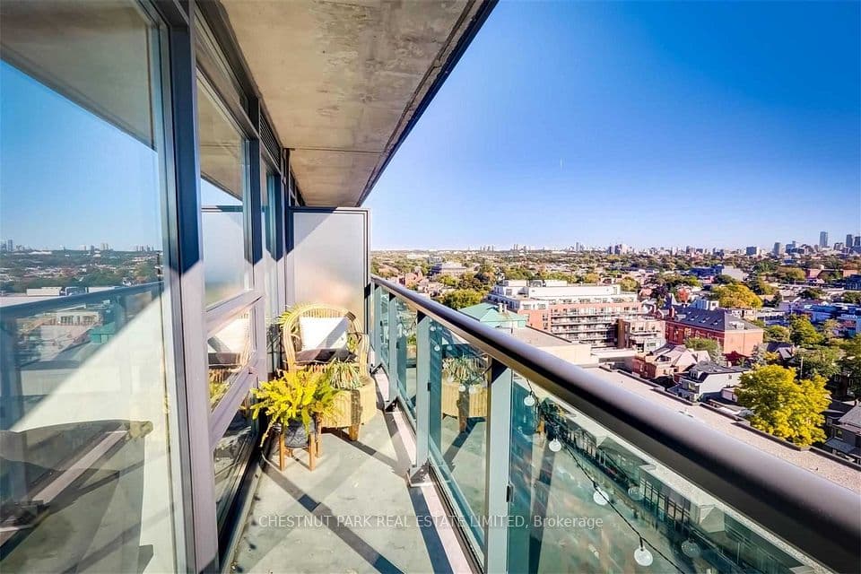 36 Lisgar Street 2111E, Toronto, ON M6J 0C7 – photo 2