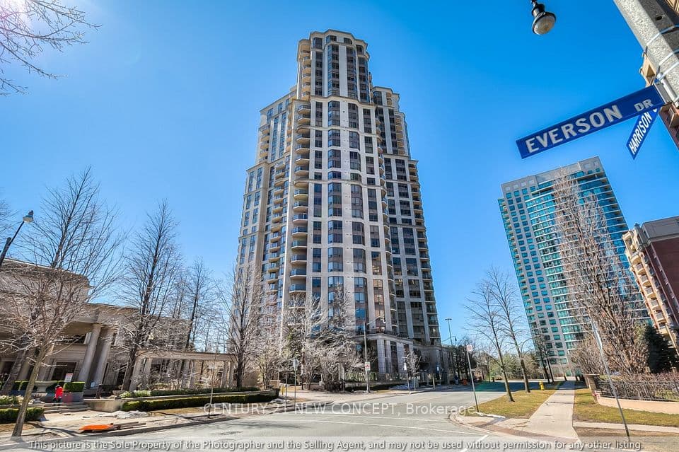 78 Harrison Garden Boulevard 204, Toronto, ON M2N 7E2 – main photo