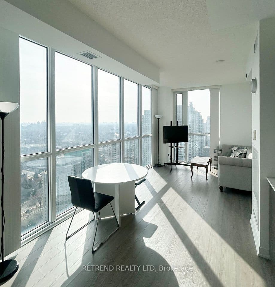 5180 Yonge Street 2706, Toronto, ON M2N 0K5 – main photo