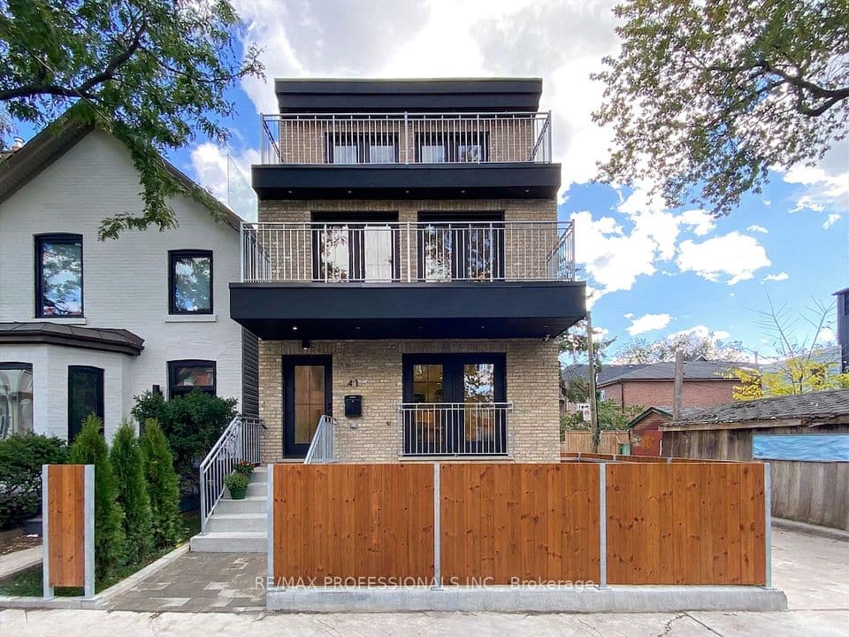 41 Rolyat Street, Toronto, ON M6J 1S5 – main photo