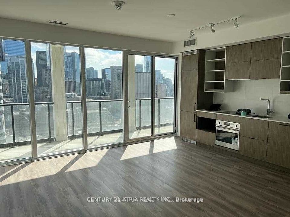 20 Edward Street 2310, Toronto, ON M5G 1C9 – main photo