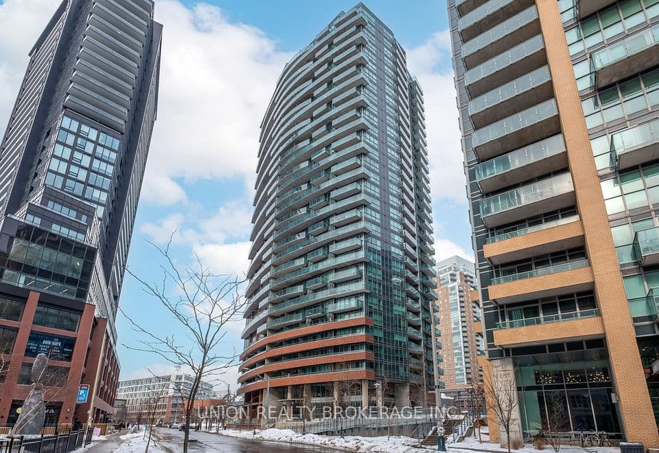 150 East Liberty Street 506, Toronto, ON M6K 3R5 – main photo