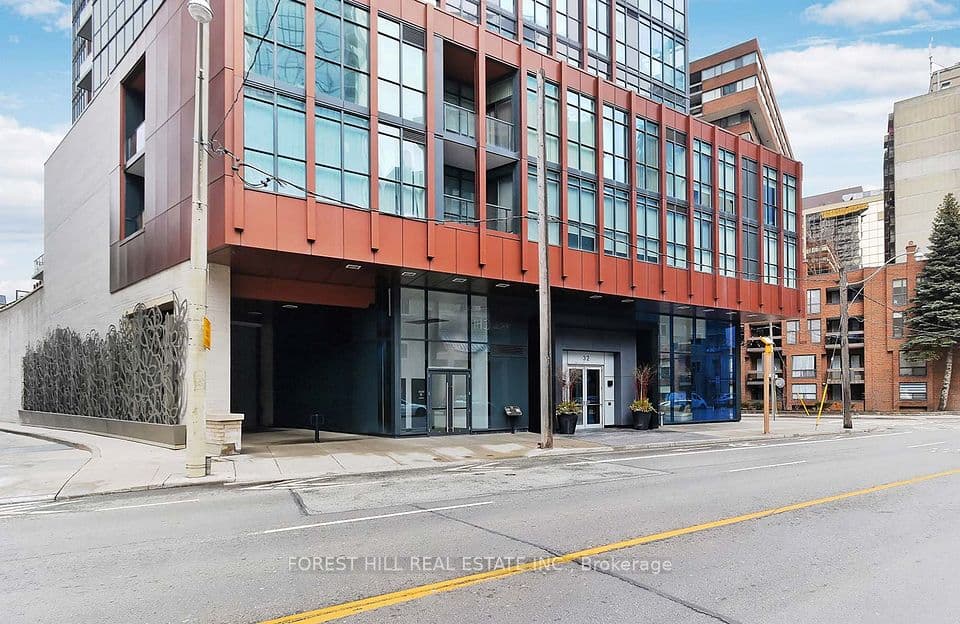 32 Davenport Road 2407, Toronto, ON M5R 0B5 – photo 2