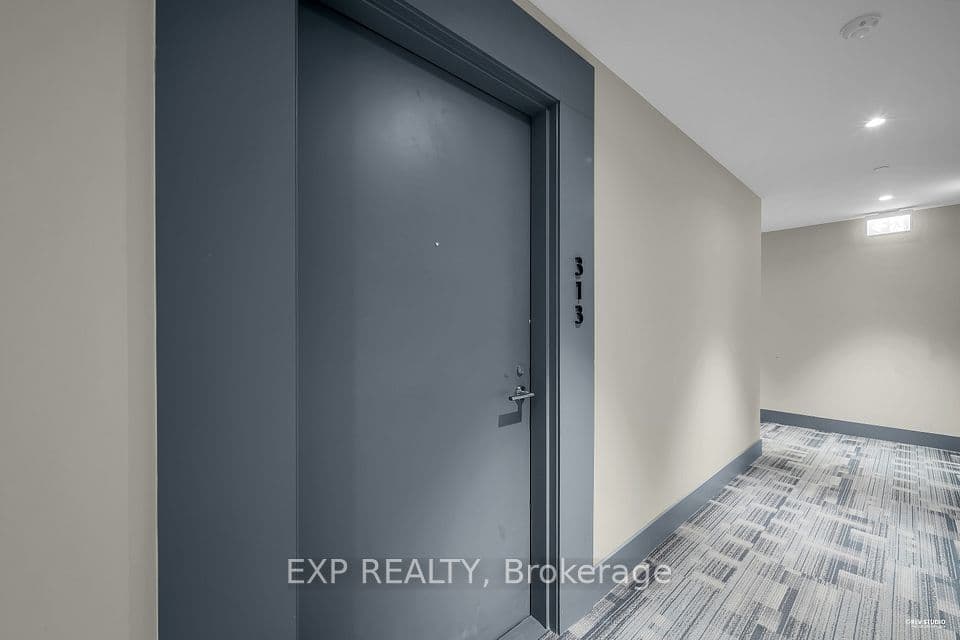 50 O'neill Road 313, Toronto, ON M3C 0R2 – photo 3