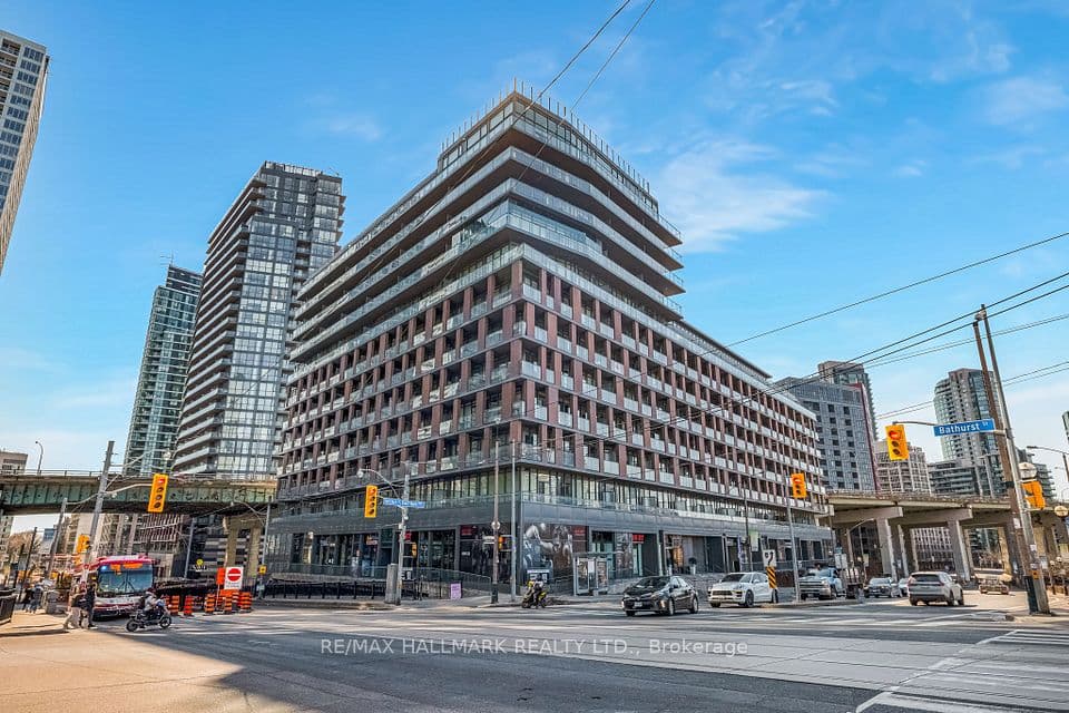 169 Fort York Boulevard 913, Toronto, ON M5V 0C8 – main photo