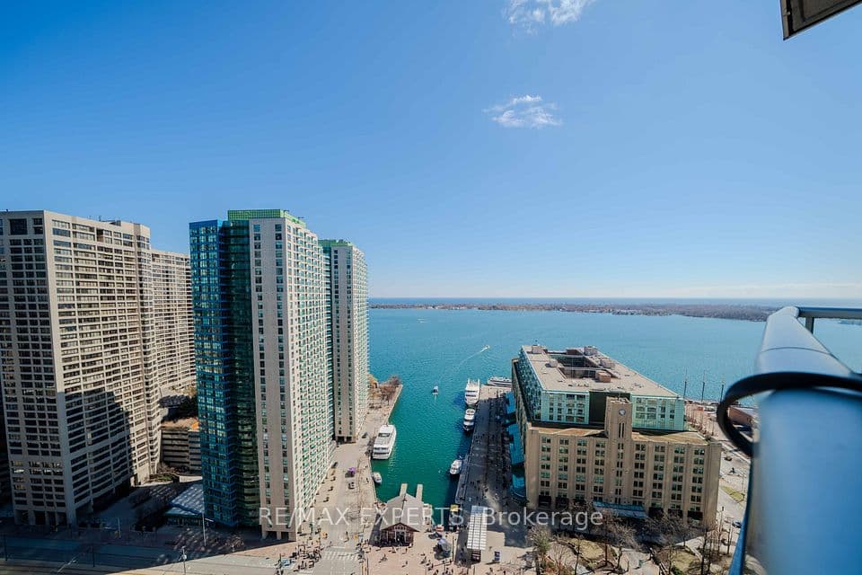 8 York Street 2905, Toronto, ON M5J 2Y2 – photo 3