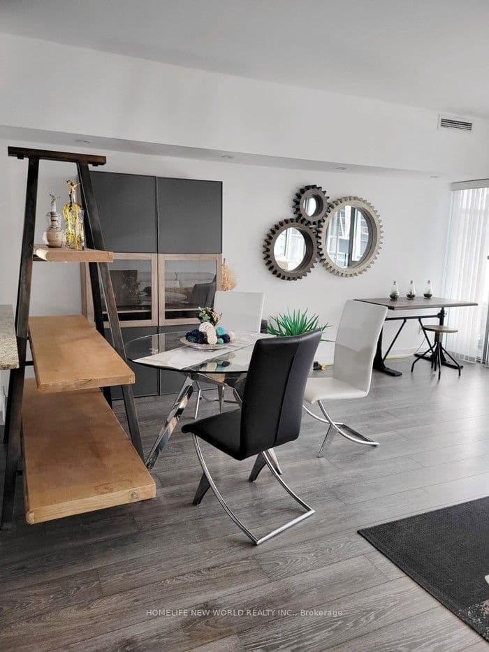 33 Charles Street E 2706, Toronto, ON M4Y 0A2 – photo 2
