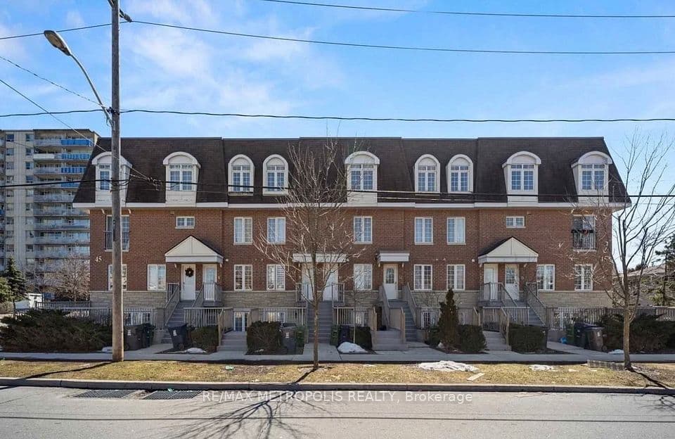 45 Cedarcroft Boulevard 12, Toronto, ON M2R 3Y2 – main photo