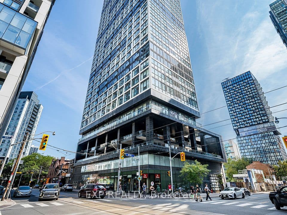 181 Dundas Street E 3708, Toronto, ON M5A 0N5 – main photo