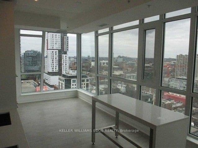 30 Nelson Street 2009, Toronto, ON M5V 0H4 – photo 2