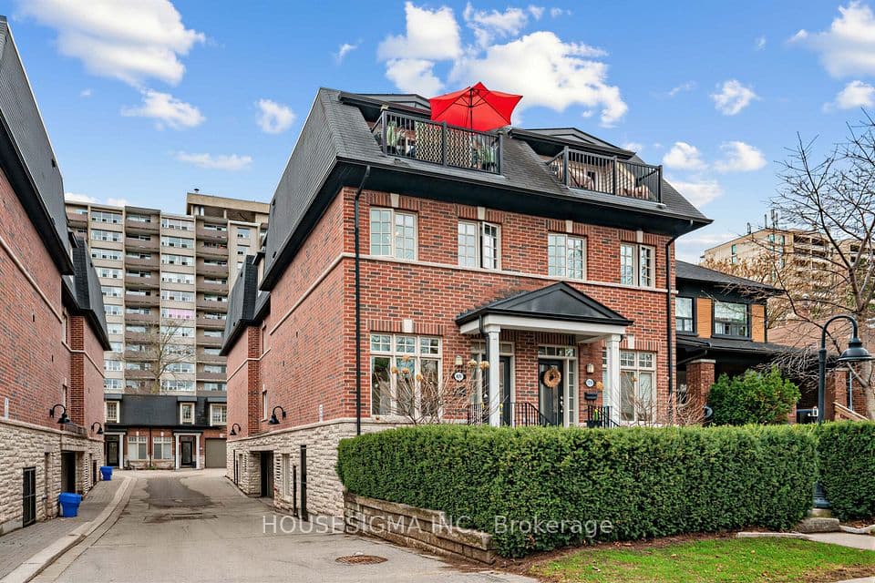 361 Roehampton Avenue, Toronto, ON M4P 1S3 – main photo