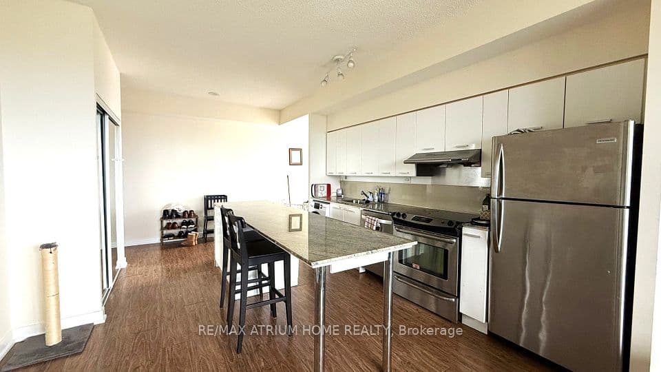 29 Singer Court 2605, Toronto, ON M2K 0B3 – photo 2