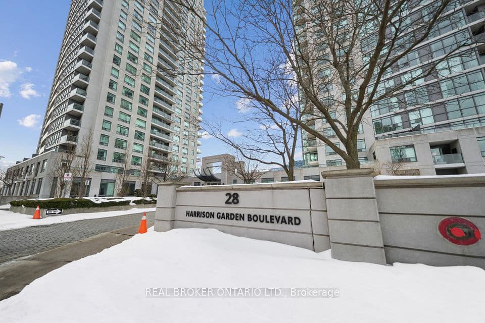 28 Harrison Garden Boulevard 808, Toronto, ON M2N 7B5 – photo 2