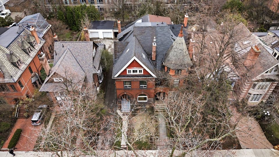 85 Walmer Road, Toronto, ON M5R 2X6 – photo 3