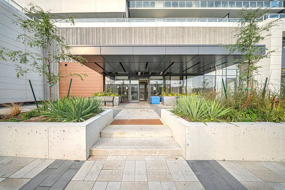 50 O'Neill Road 504, Toronto, ON M3C 0R1 – photo 2