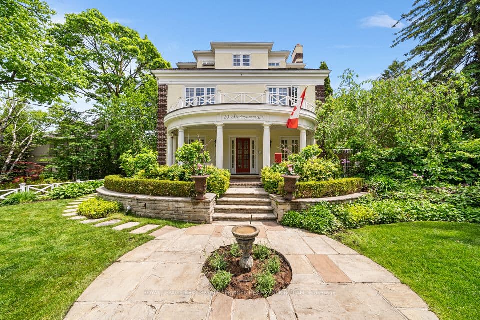 25 Strathgowan Crescent, Toronto, ON M4N 2Z6 – photo 3