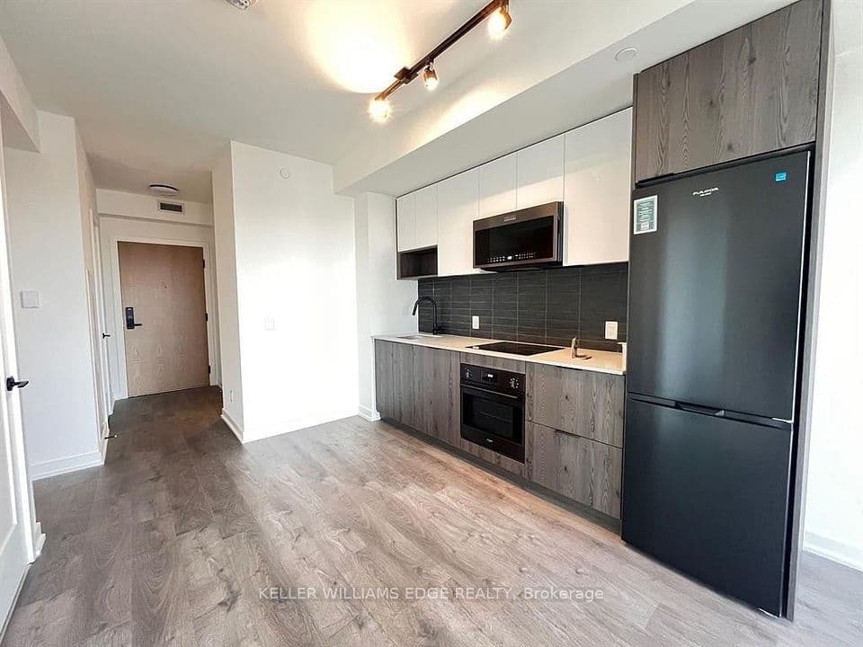 5 Defries Street 3010, Toronto, ON M5A 3R4 – photo 2