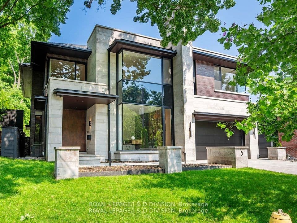 5 Fidelia Avenue, Toronto, ON M4N 3E7 – main photo