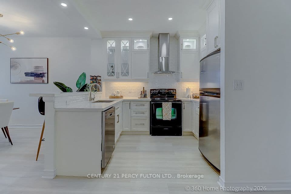 1 Leaside Park Drive 604, Toronto, ON M4H 1R1 – photo 2