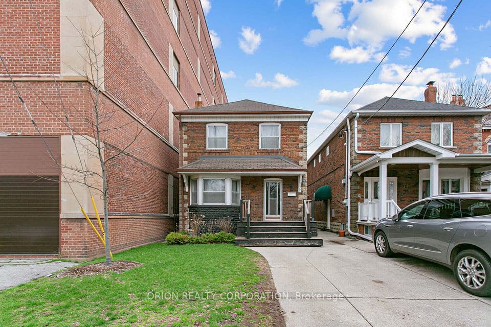 76 S St Annes Road, Toronto, ON M6J 3J9 – main photo
