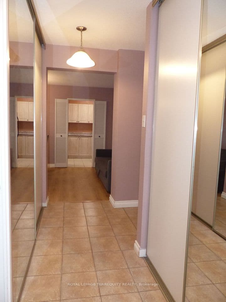 177 Linus Road 906, Toronto, ON M2J 4S5 – photo 2