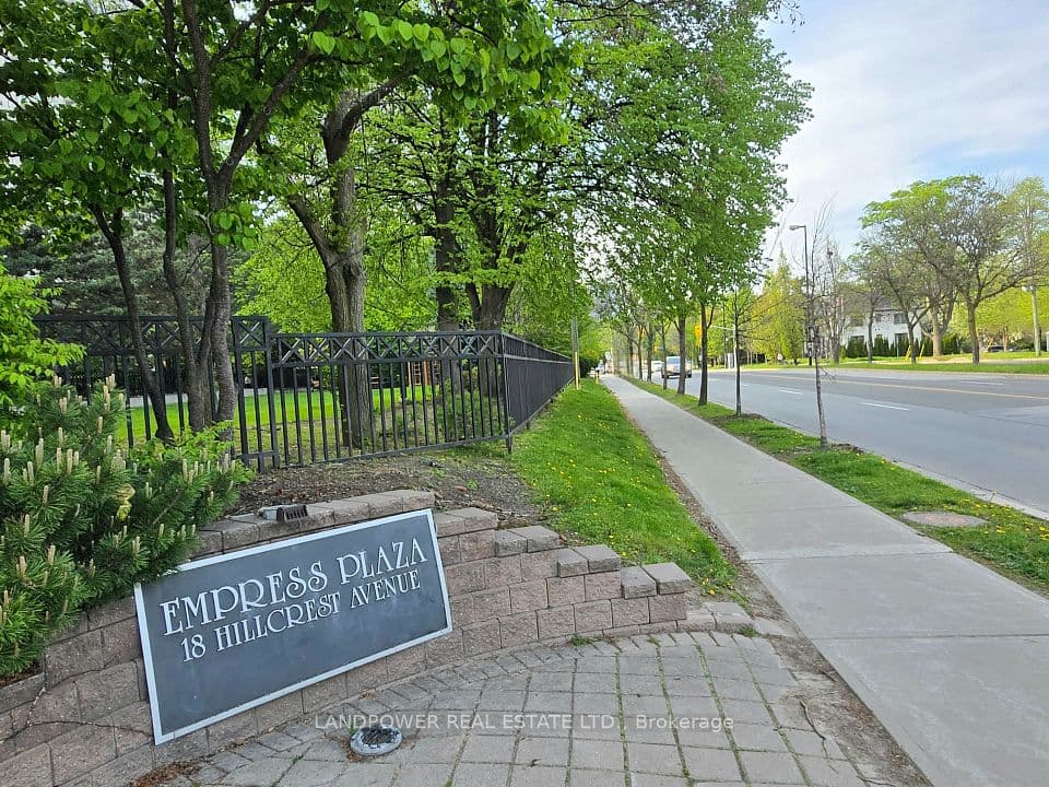 18 Hillcrest Avenue 2110, Toronto, ON M2N 6T5 – photo 2