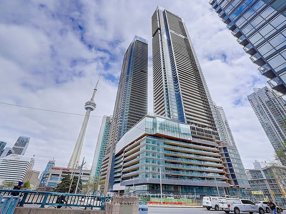 3 Concord Cityplace Way 627, Toronto, ON M5V 0X4 – main photo