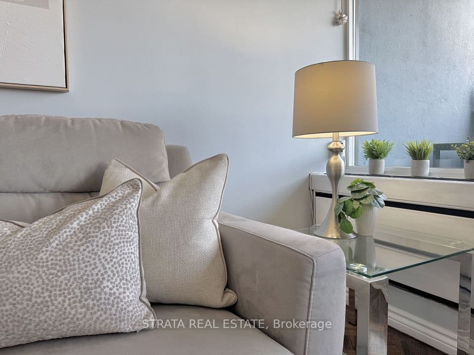 3555 Bathurst Street 203, Toronto, ON M6A 2Y8 – photo 3