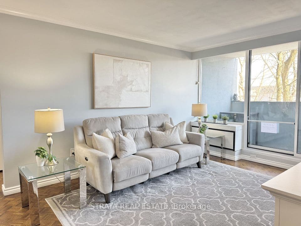 3555 Bathurst Street 203, Toronto, ON M6A 2Y8 – photo 2