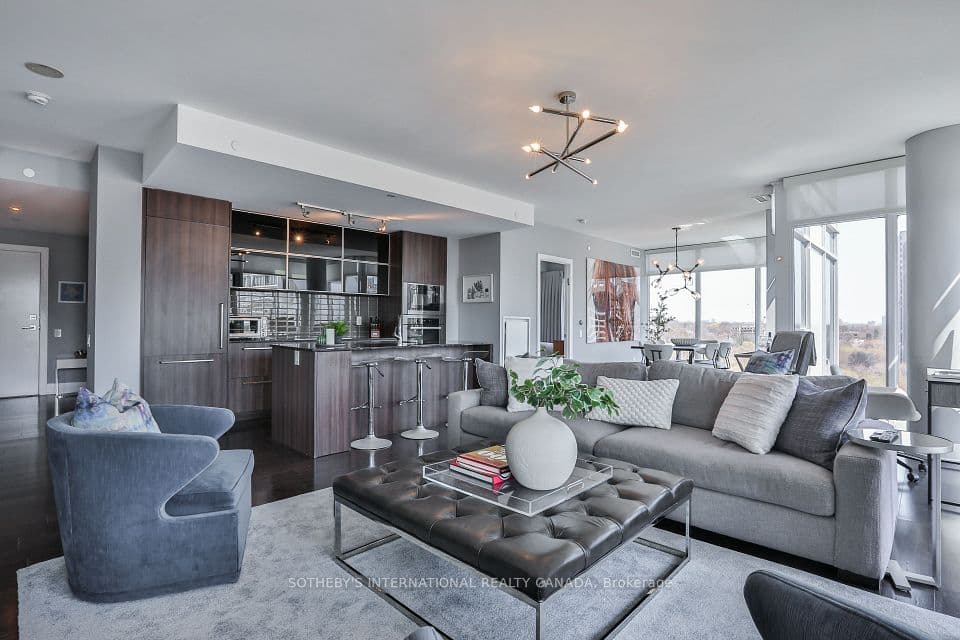 170 Avenue Road 811, Toronto, ON M5R 0A4 – photo 3