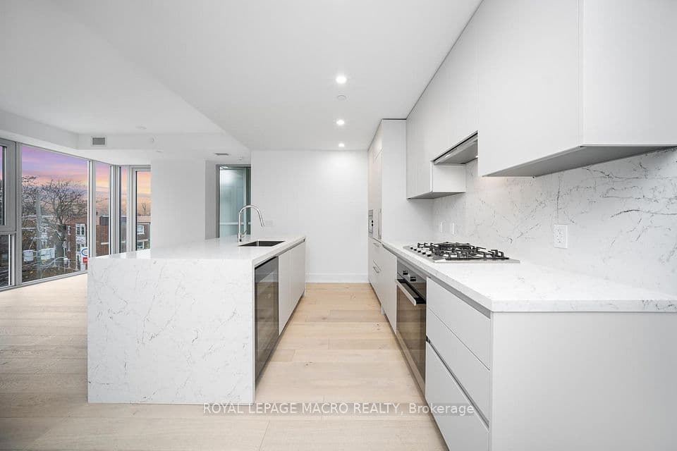 346 Davenport Road 403, Toronto, ON M5R 1K6 – main photo