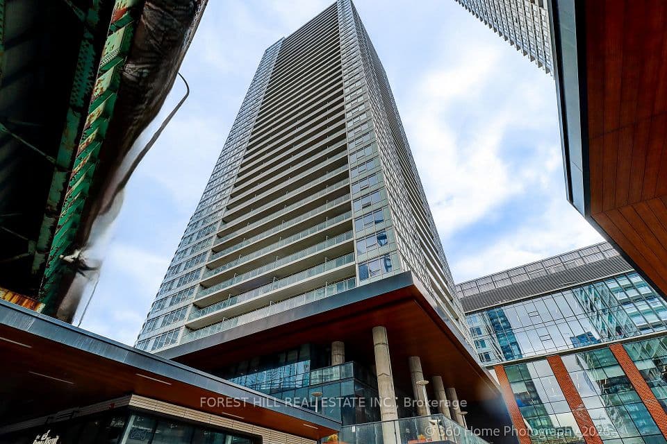 17 Bathurst Street 1215, Toronto, ON M5V 0N1 – main photo