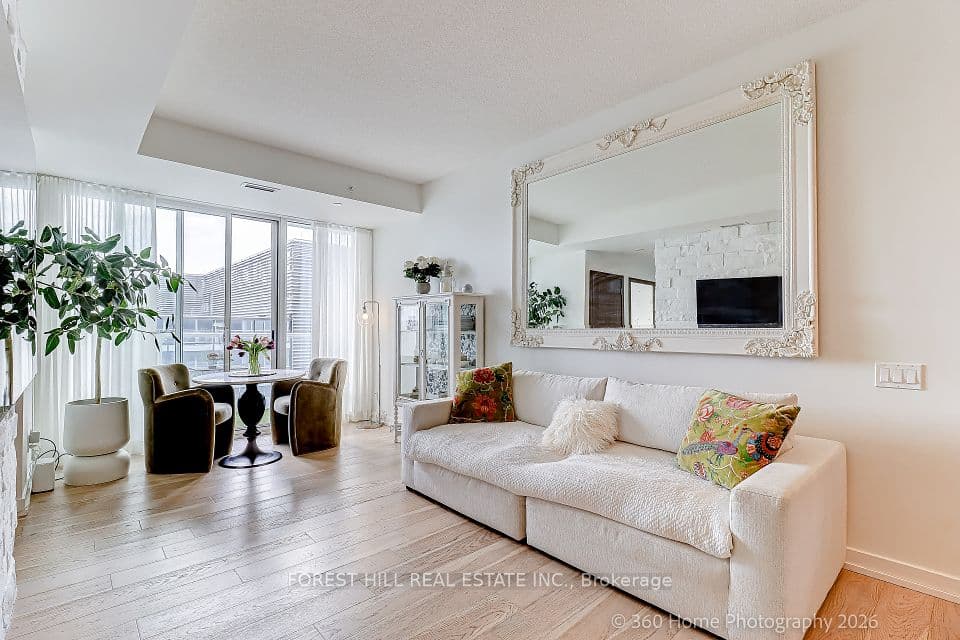 17 Bathurst Street 1215, Toronto, ON M5V 0N1 – photo 3