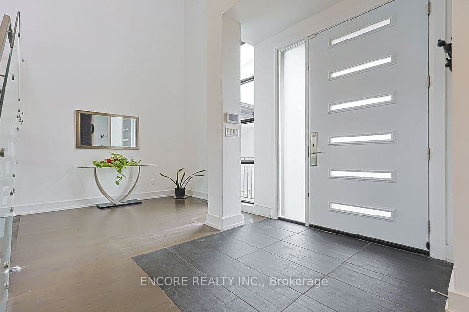 93 Pleasant View Drive, Toronto, ON M2J 3R2 – photo 3