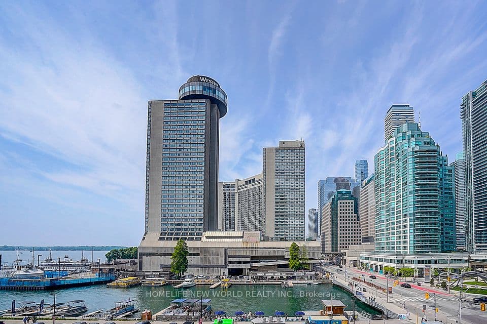 15 Queens Quay E 1906, Toronto, ON M5E 0C5 – photo 3