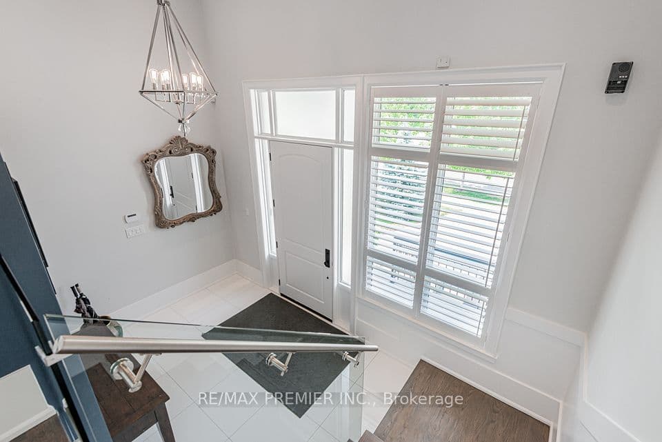 111 Codsell Avenue, Toronto, ON M3H 3W2 – photo 3