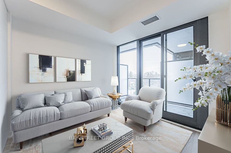 250 Lawrence Avenue W 526, Toronto, ON M5M 1B2 – photo 3