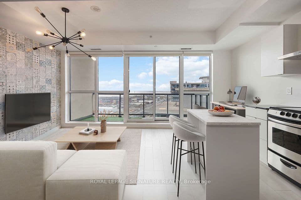 51 East Liberty Street 2215, Toronto, ON M6K 3P8 – main photo