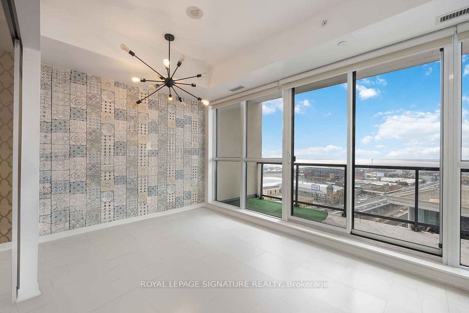 51 East Liberty Street 2215, Toronto, ON M6K 3P8 – photo 3