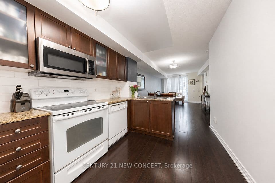 761 Bay Street 404, Toronto, ON M5G 2R2 – photo 3