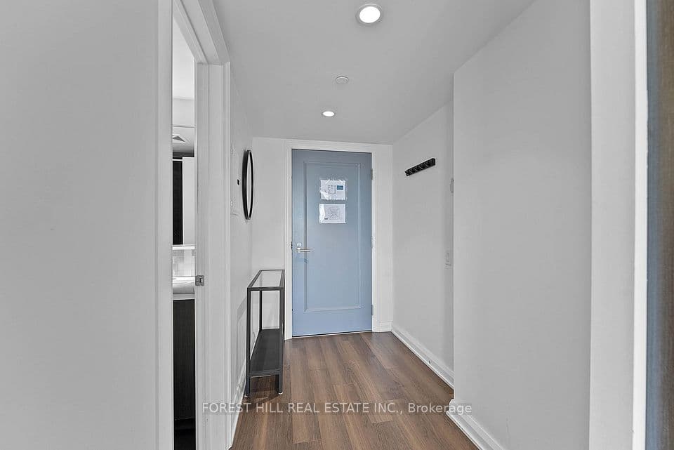 155 Yorkville Avenue 2917, Toronto, ON M5R 0B4 – photo 3