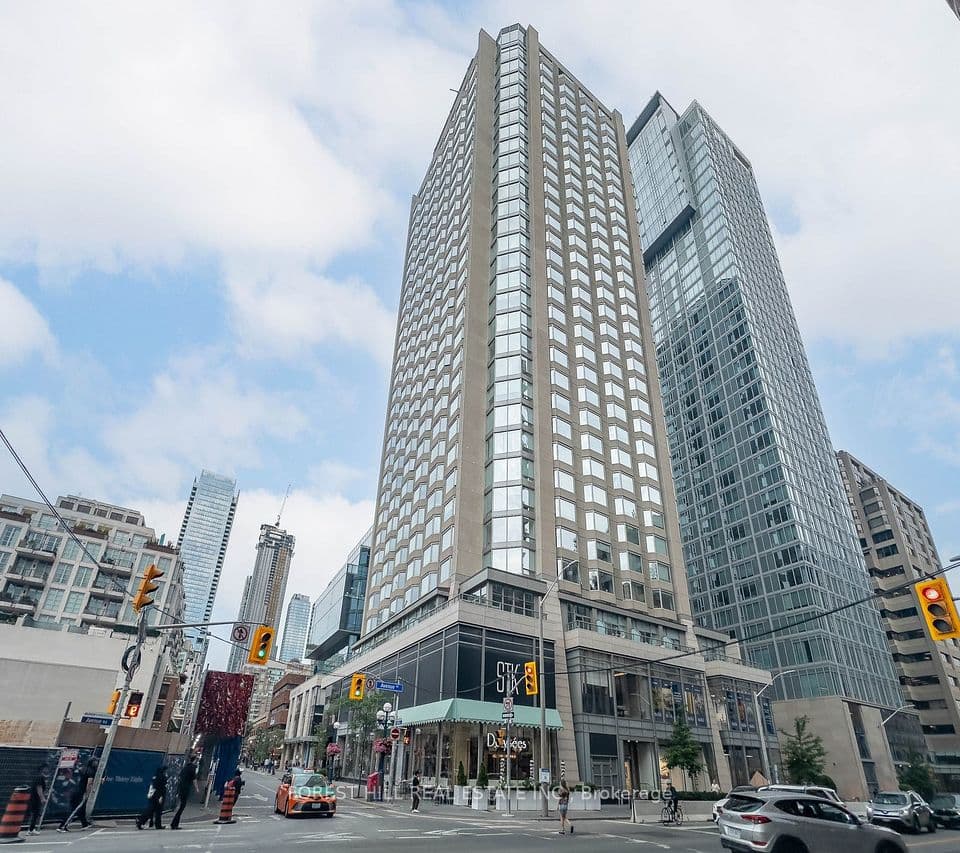 155 Yorkville Avenue 2917, Toronto, ON M5R 0B4 – main photo