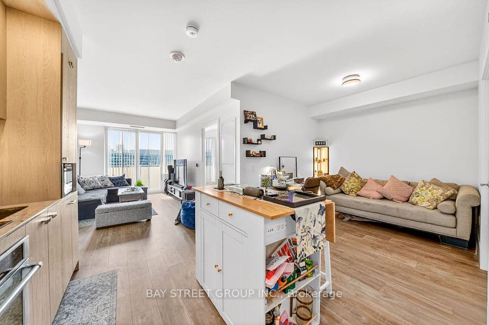 480 Front Street W 801, Toronto, ON M5V 0V5 – photo 2