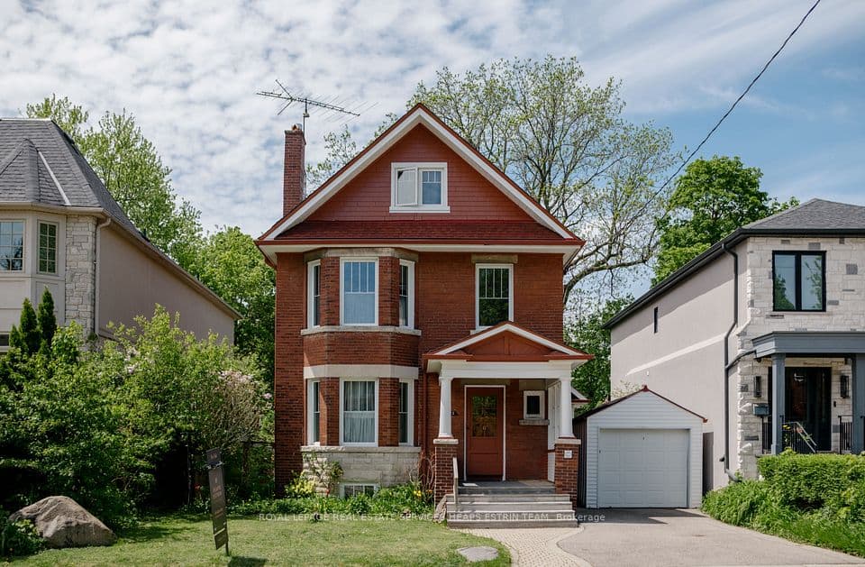 32 Belcourt Road, Toronto, ON M4S 2T9 – main photo