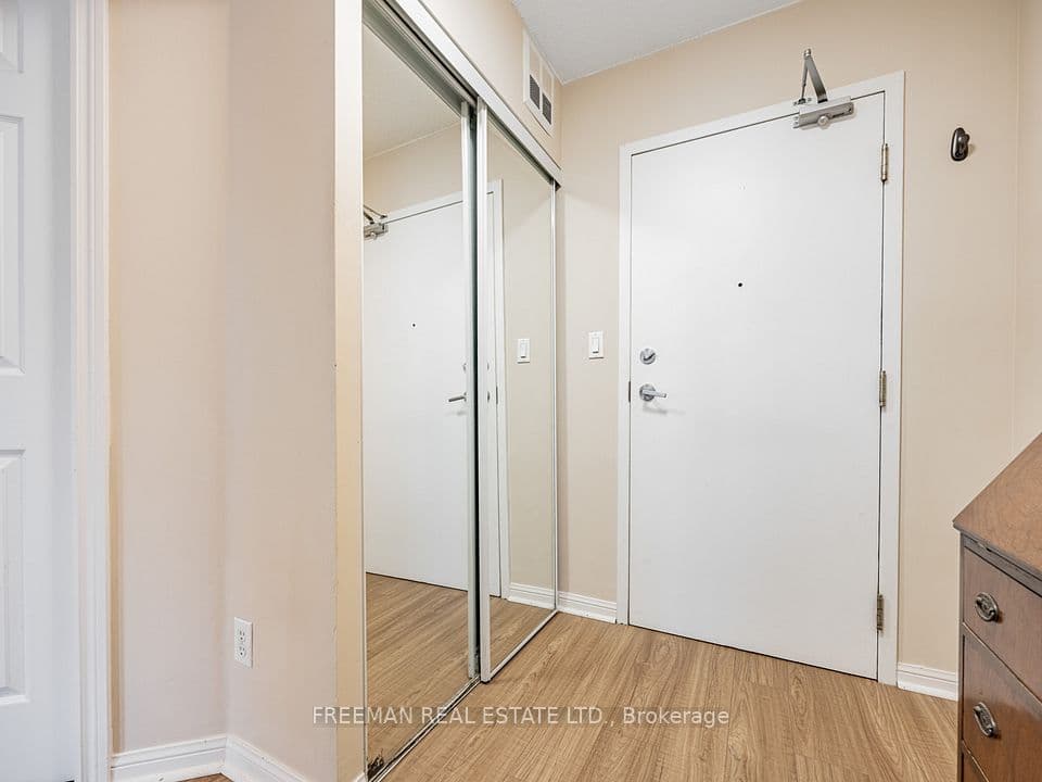 260 Merton Street 508, Toronto, ON M4S 3G2 – photo 3