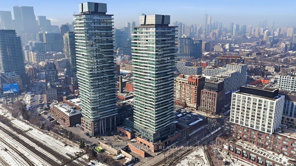 390 Cherry Street 2805, Toronto, ON M5A 0E2 – photo 2
